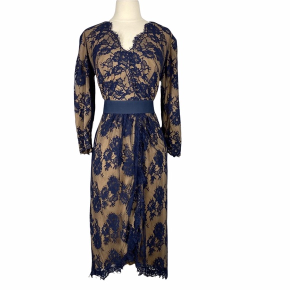 Tadashi Shoji Dresses & Skirts - TADASHI SHOJI Navy Blue and Beige Scallop Lace Belted Dress